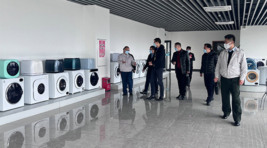 分享交流！鶴山市領導以及書記一同到訪金環(huán)電器