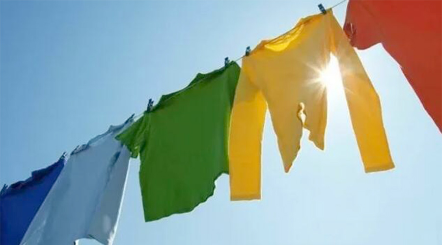 家用衣服烘干機(jī)與太陽(yáng)晾曬干衣相比，哪種更節(jié)省能源？